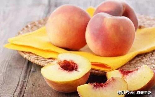 瓜摊老板吃桃子,甜蜜邂逅与人生感悟