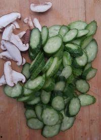 梦见吃小嫩瓜,揭秘吃小嫩瓜的神秘寓意