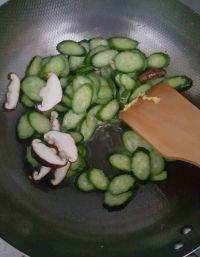 梦见吃小嫩瓜,揭秘吃小嫩瓜的神秘寓意