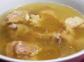 一边吃哈密瓜一边喝肉汤,夏日美食新体验