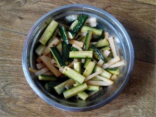 吃瓜吃竹笋,探寻美食与自然的和谐交响