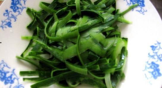 吃瓜只吃了瓜皮,揭秘吃瓜只吃瓜皮的独特魅力