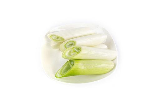 发烧可以吃蜜瓜嘛,发烧期间适宜食用蜜瓜吗？营养与健康的探讨