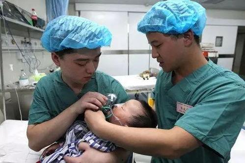 男护士吃瓜  第1张